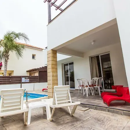Marina Bay Villa *